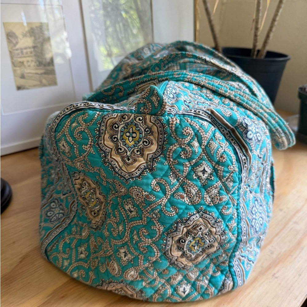 Retired Vera Bradley Totally Turquoise Duffle 
Teal Patterned Quilted Bag